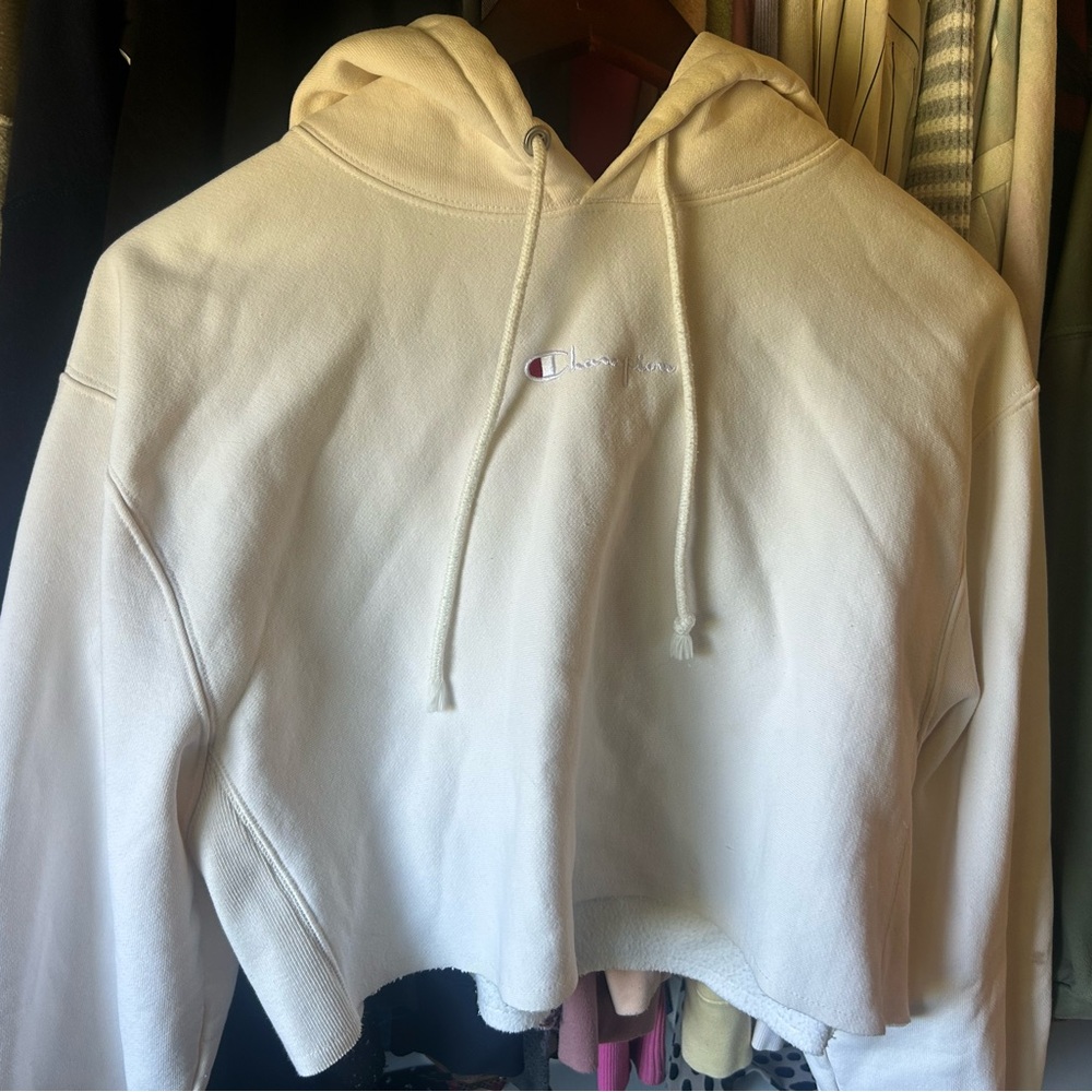 Champion Off-White Cropped Hoodie